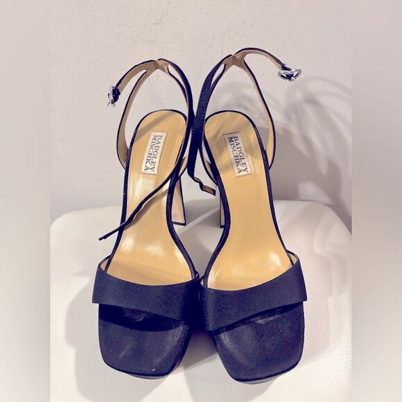 Badgley Mischka® Caia Platform Sandal - Picture 2 of 6